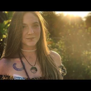 Meet your Posher, Swan